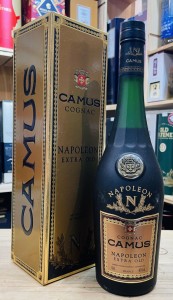 金花 Camus Napoleon Extra Old (80’s 舊裝)