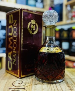 金花 Camus Napoleon Extra Old (舊裝波頭)