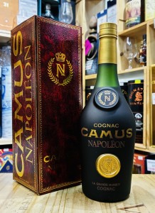 金花 Camus Napoleon La Grande Marque (80’s 舊裝)